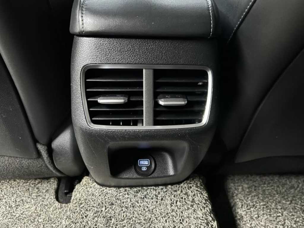 HYUNDAI Sonata - Vista 7