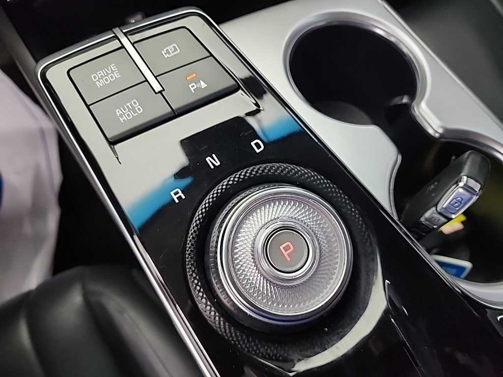 KIA K8 - Vista 8