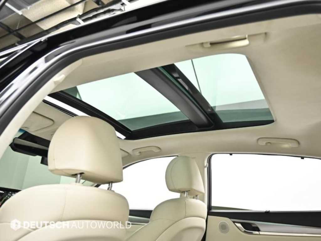HYUNDAI Grandeur - Vista 6