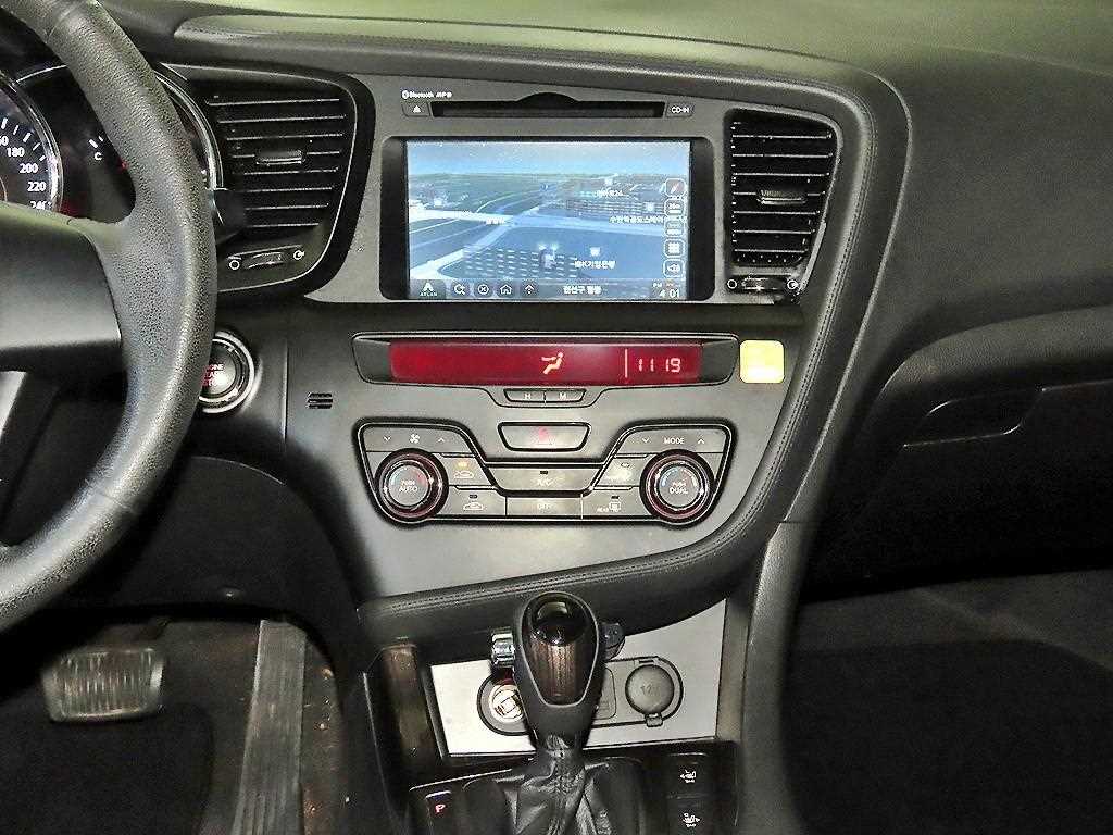 KIA K5 - Vista 11