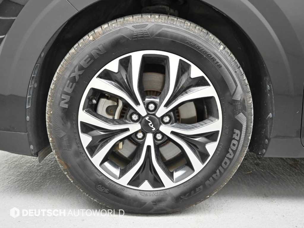 KIA Carnival - Vista 5