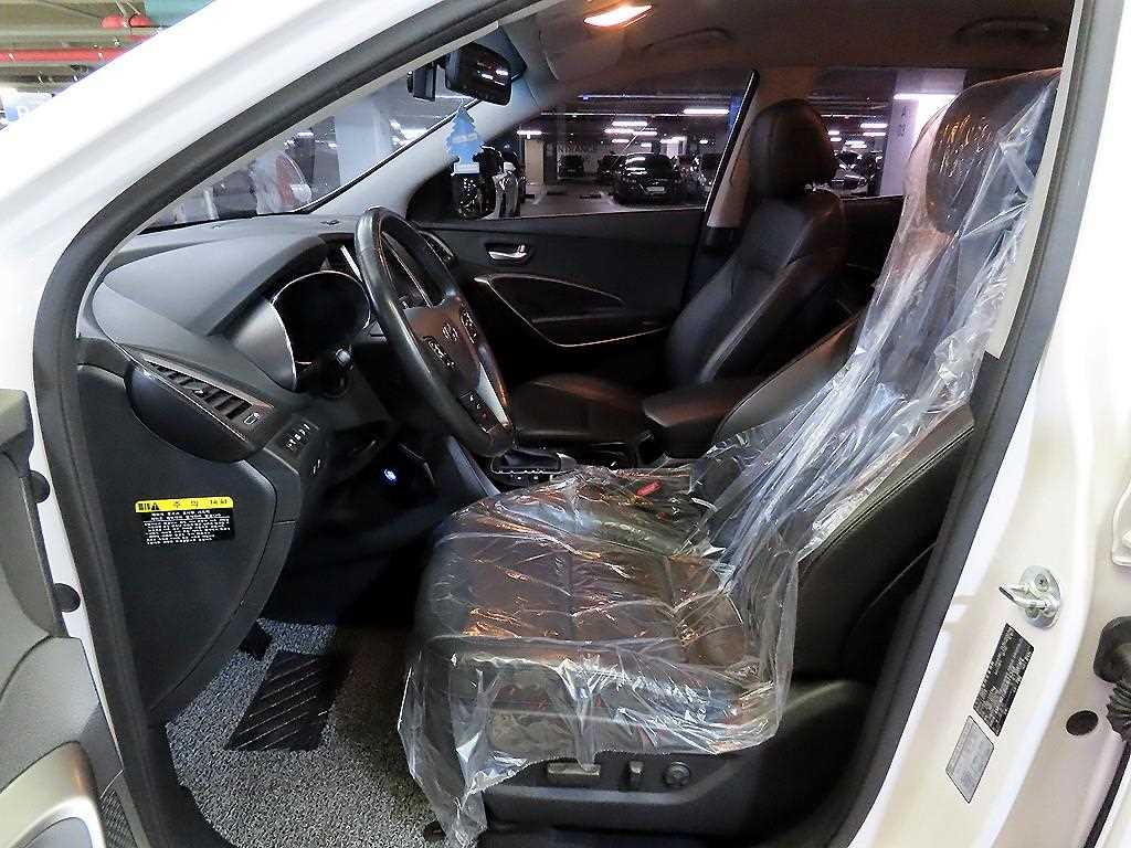 HYUNDAI Santa Fe - Vista 6