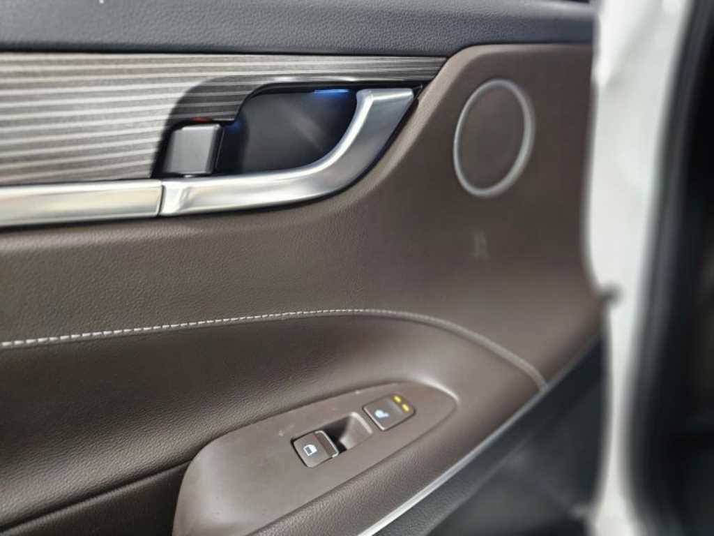 HYUNDAI Grandeur 2018 Blanco - Importación desde Corea - HF Imports Iquique - Foto 18