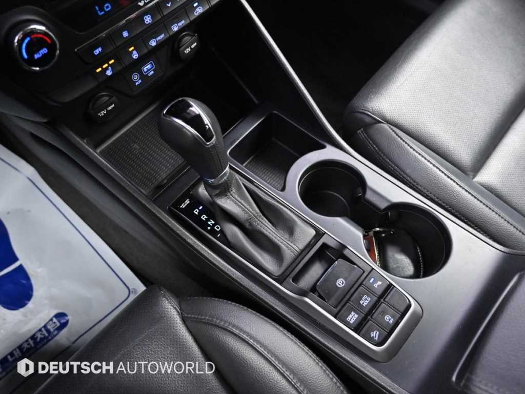 HYUNDAI Tucson - Vista 9