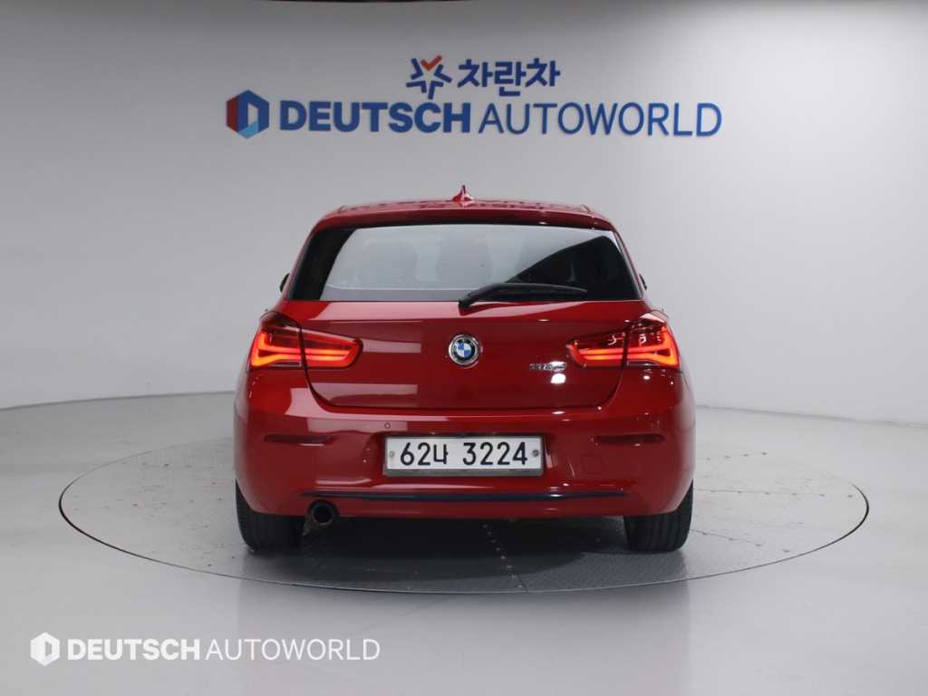 BMW 1 series - Vista 4