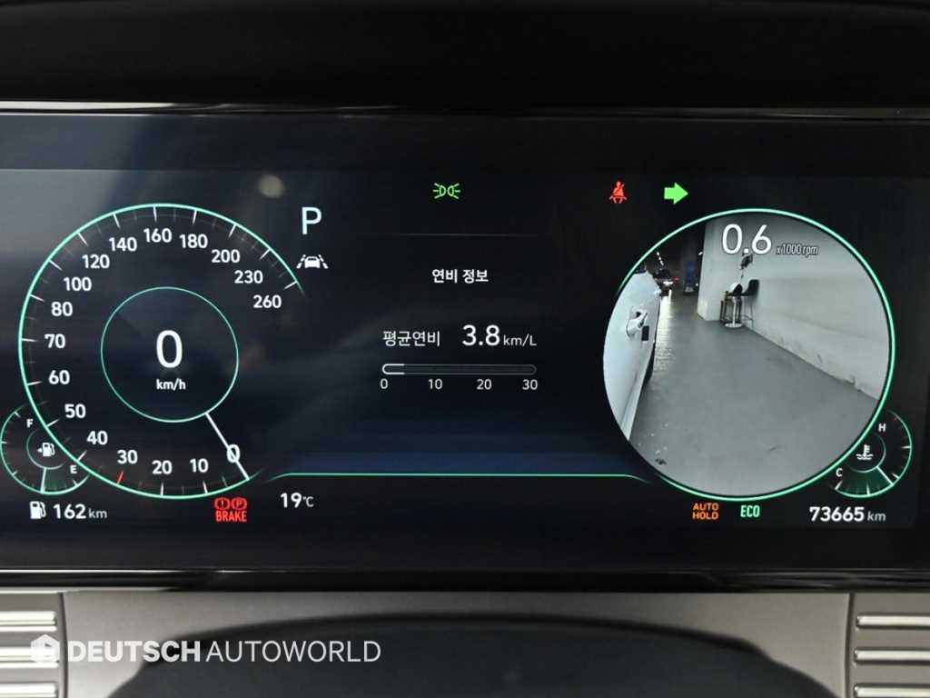 HYUNDAI Grandeur - Vista 9