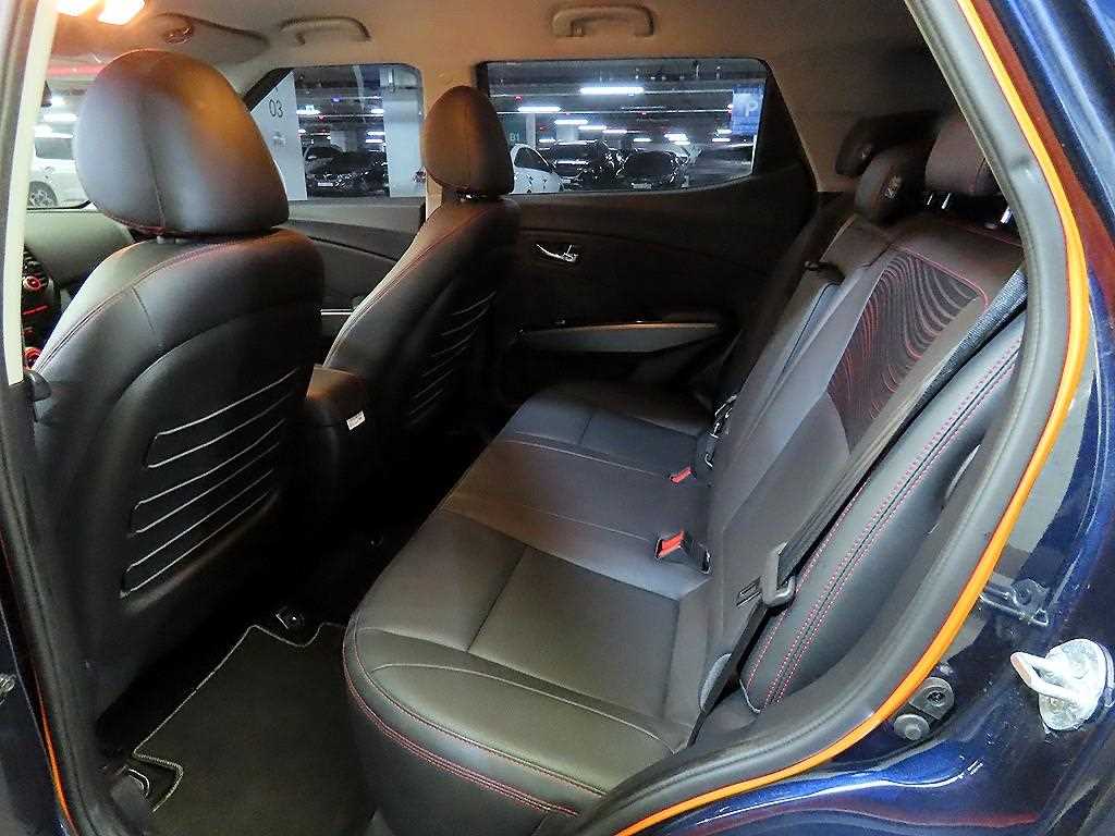 Ssangyong Tivoli - Vista 7