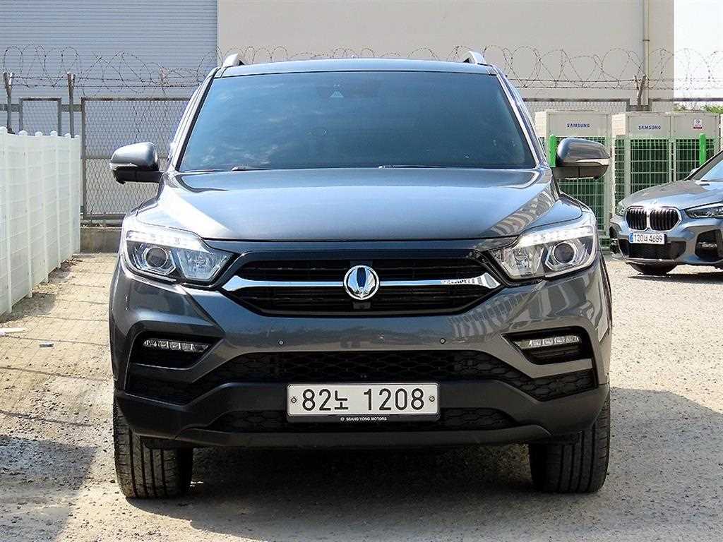 Ssangyong Rexton 2019 Gris - Importación desde Corea - HF Imports Iquique - Foto 1