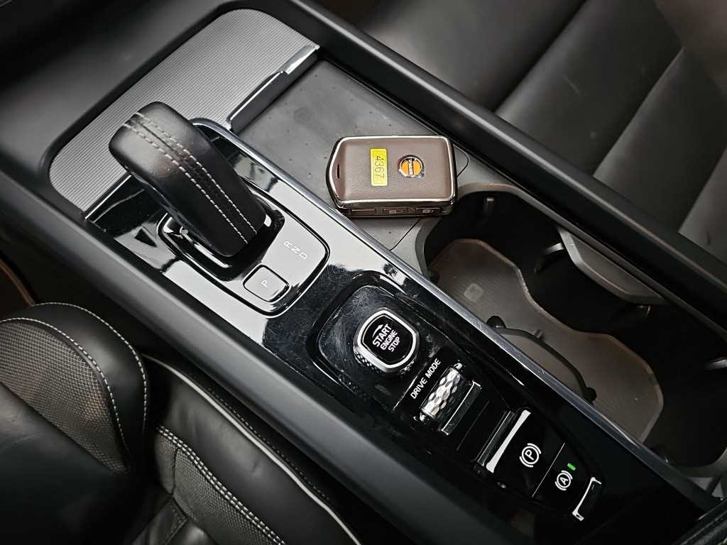 Volvo XC60 - Vista 8