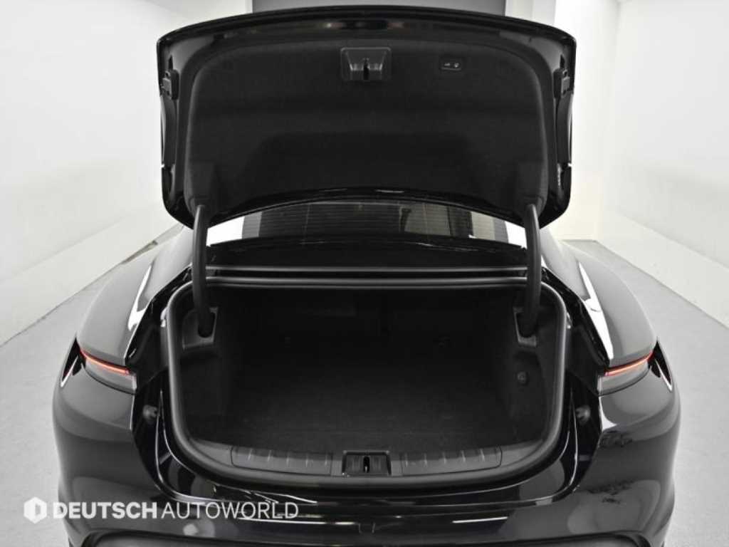 Porsche Taycan 2024 Negro - Importación desde Corea - HF Imports Iquique - Foto 19