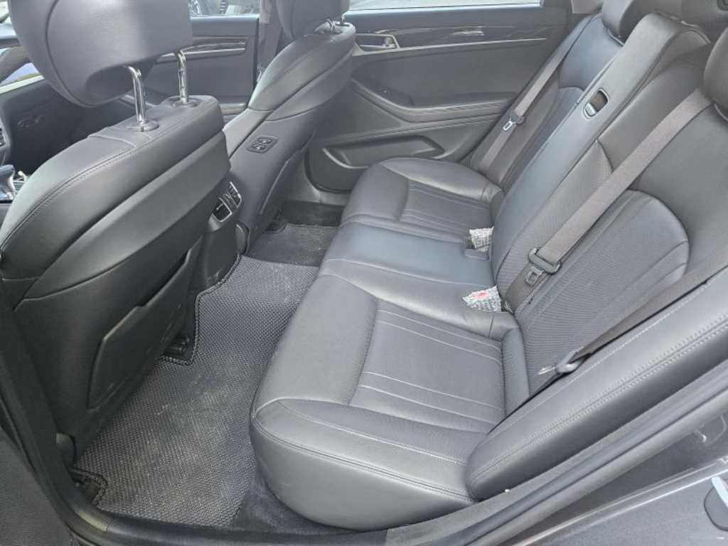 Genesis G80 - Vista 4