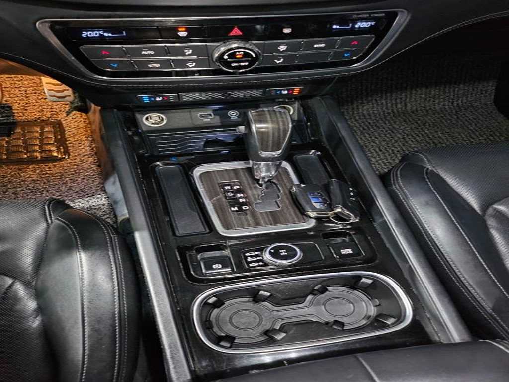 Ssangyong Rexton 2018 Negro - Importación desde Corea - HF Imports Iquique - Foto 14