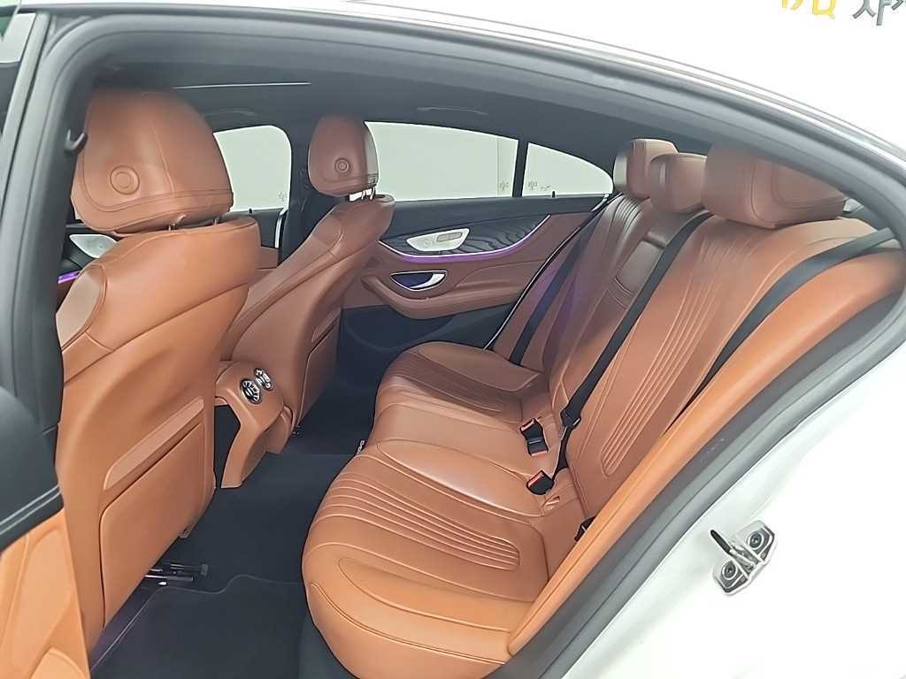 Mercedes Benz CLS Class - Vista 12