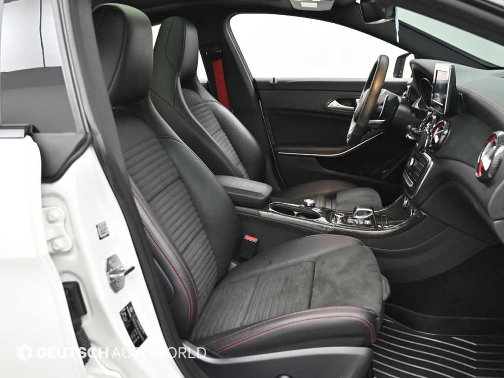 Mercedes Benz CLA Class - Vista 10