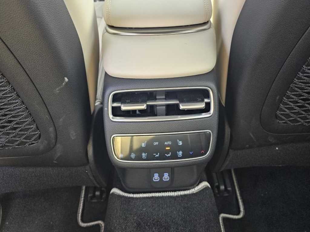 Genesis GV70 2025 Blanco - Importación desde Corea - HF Imports Iquique - Foto 16