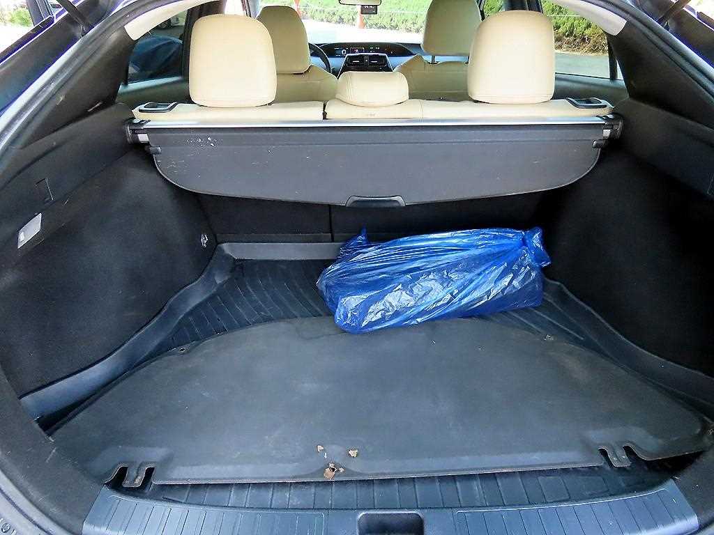 Toyota Prius 2019 Gris - Importación desde Corea - HF Imports Iquique - Foto 17