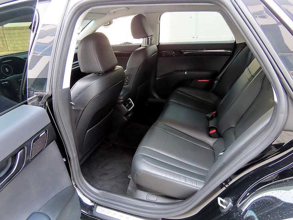 HYUNDAI Grandeur - Vista 6