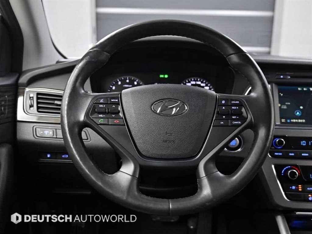 HYUNDAI Sonata - Vista 9