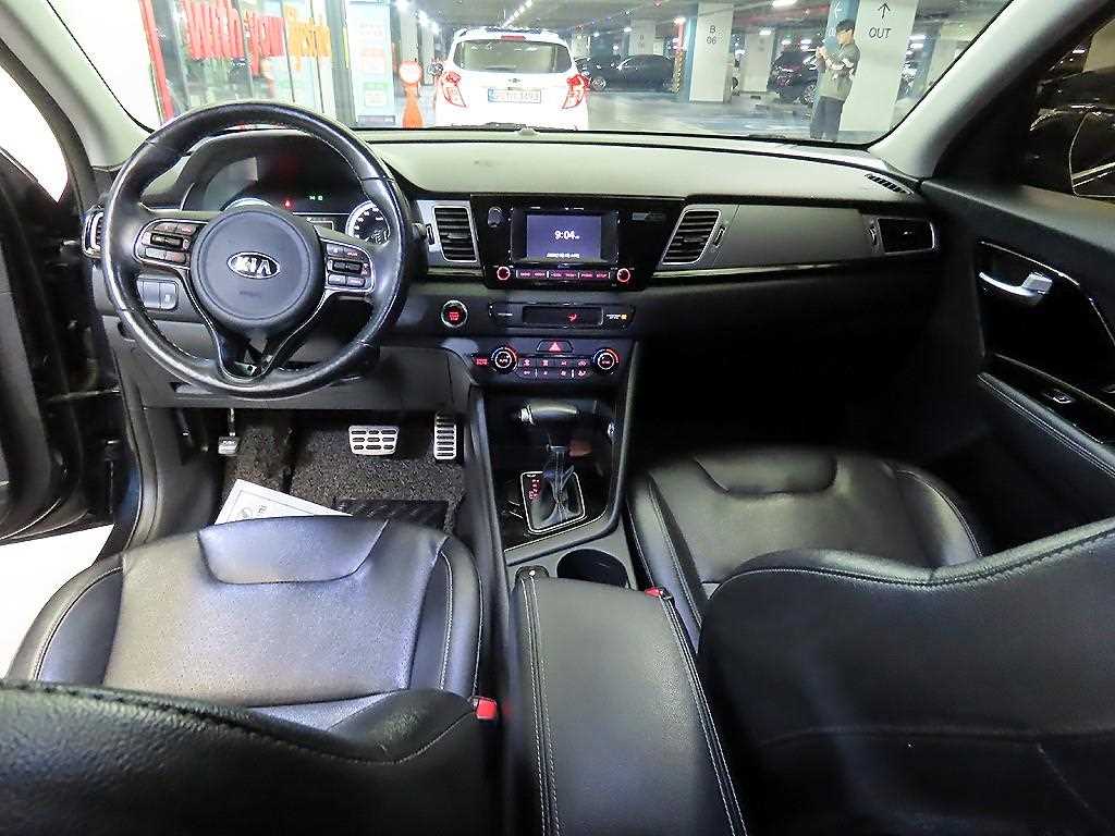 KIA Niro - Vista 10