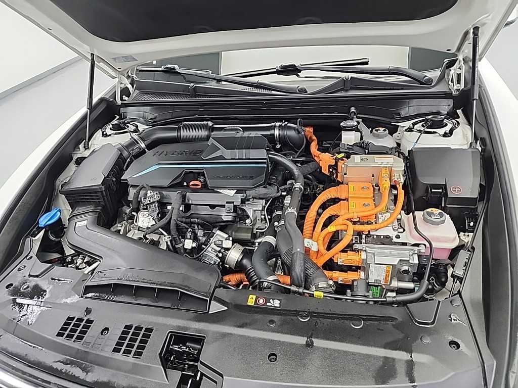 HYUNDAI Grandeur - Vista 5