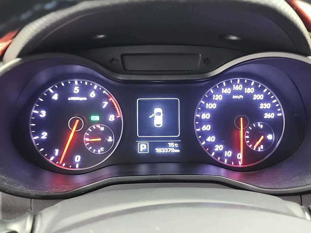 HYUNDAI Veloster - Vista 6