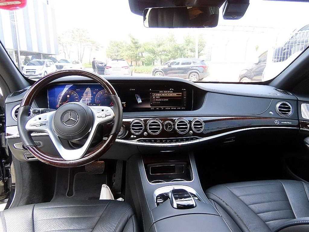 Mercedes Benz S Class - Vista 7