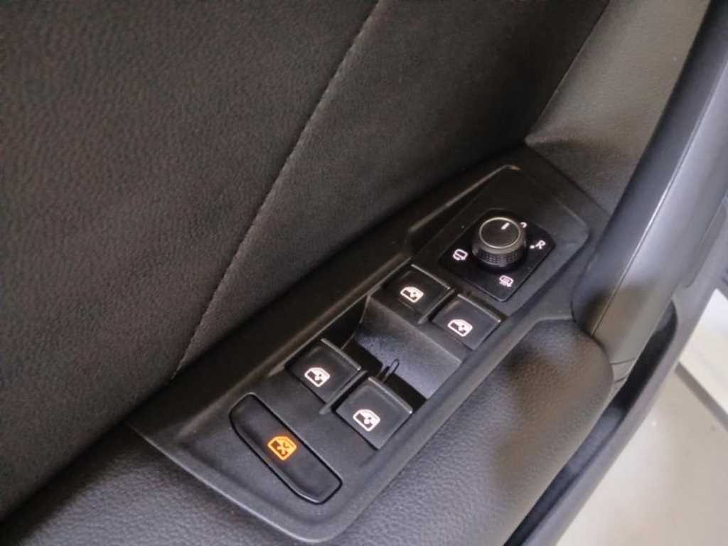 Volkswagen Tiguan - Vista 12