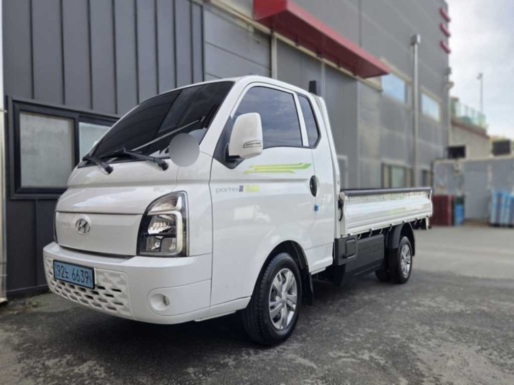 Small Truck Cargo (small) - Vista 2