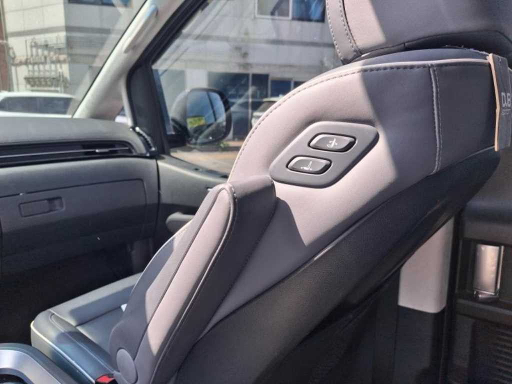 HYUNDAI Staria 2022 Negro - Importación desde Corea - HF Imports Iquique - Foto 20