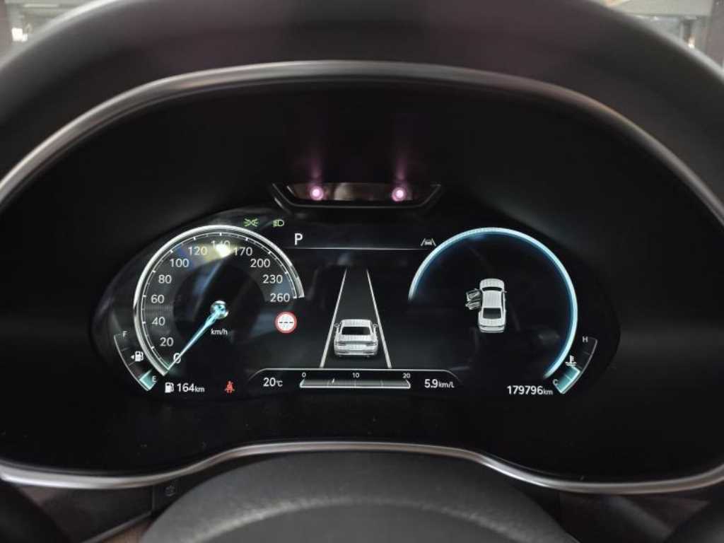 Genesis G80 - Vista 7