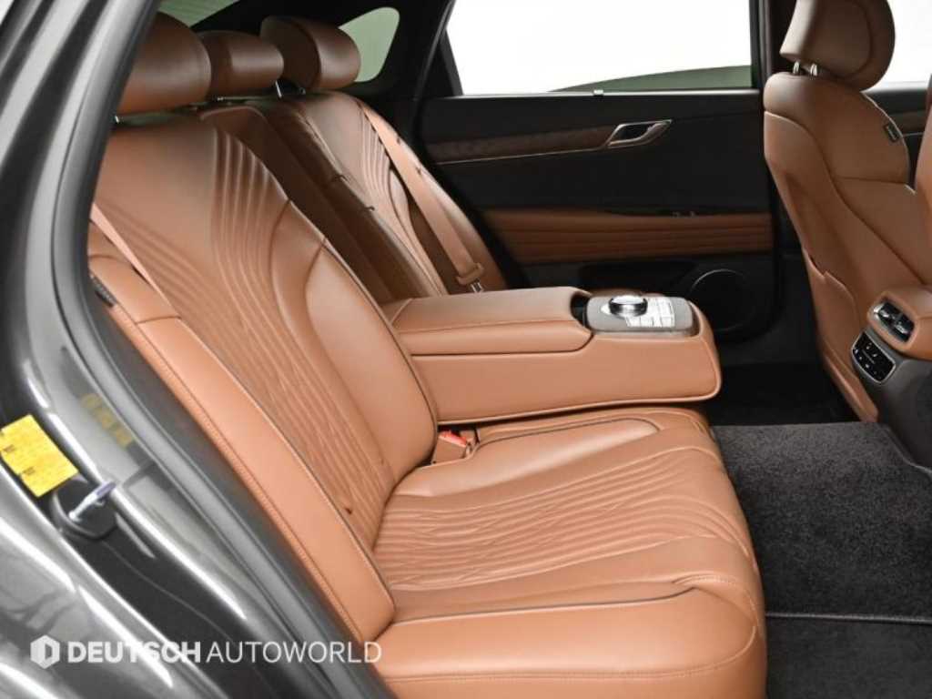 Genesis G80 - Vista 12