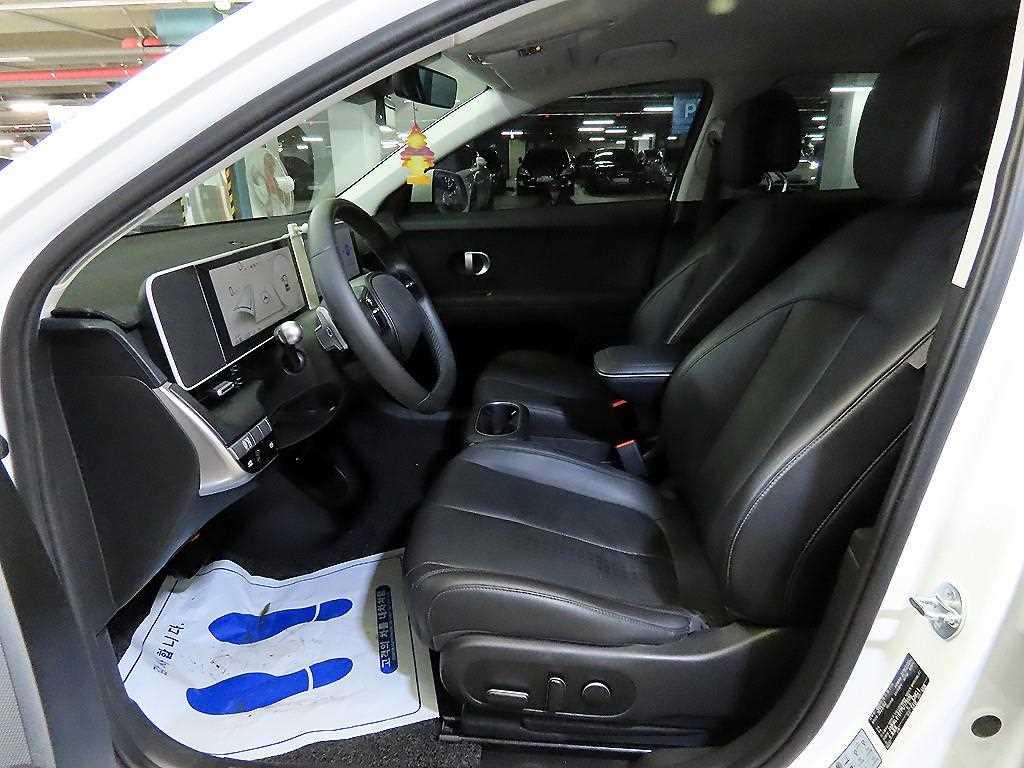 HYUNDAI Ioniq 5 - Vista 6