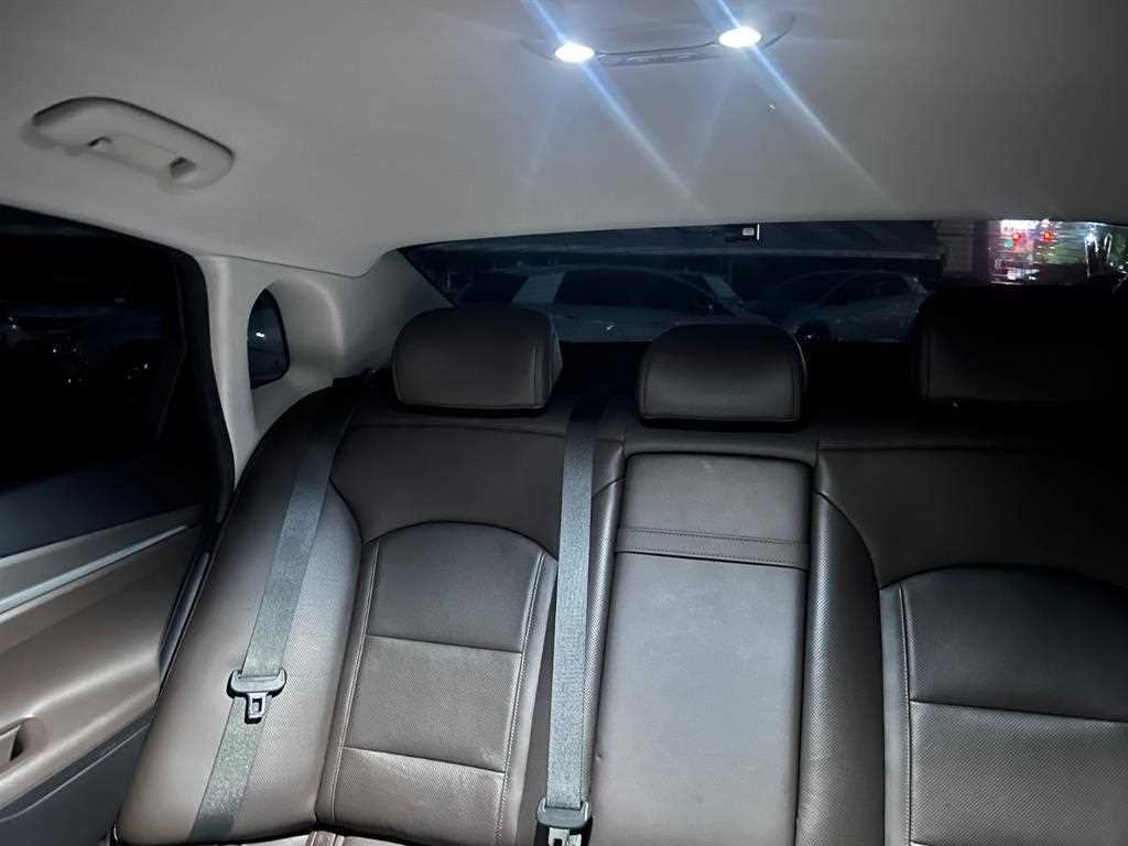 HYUNDAI Grandeur - Vista 9