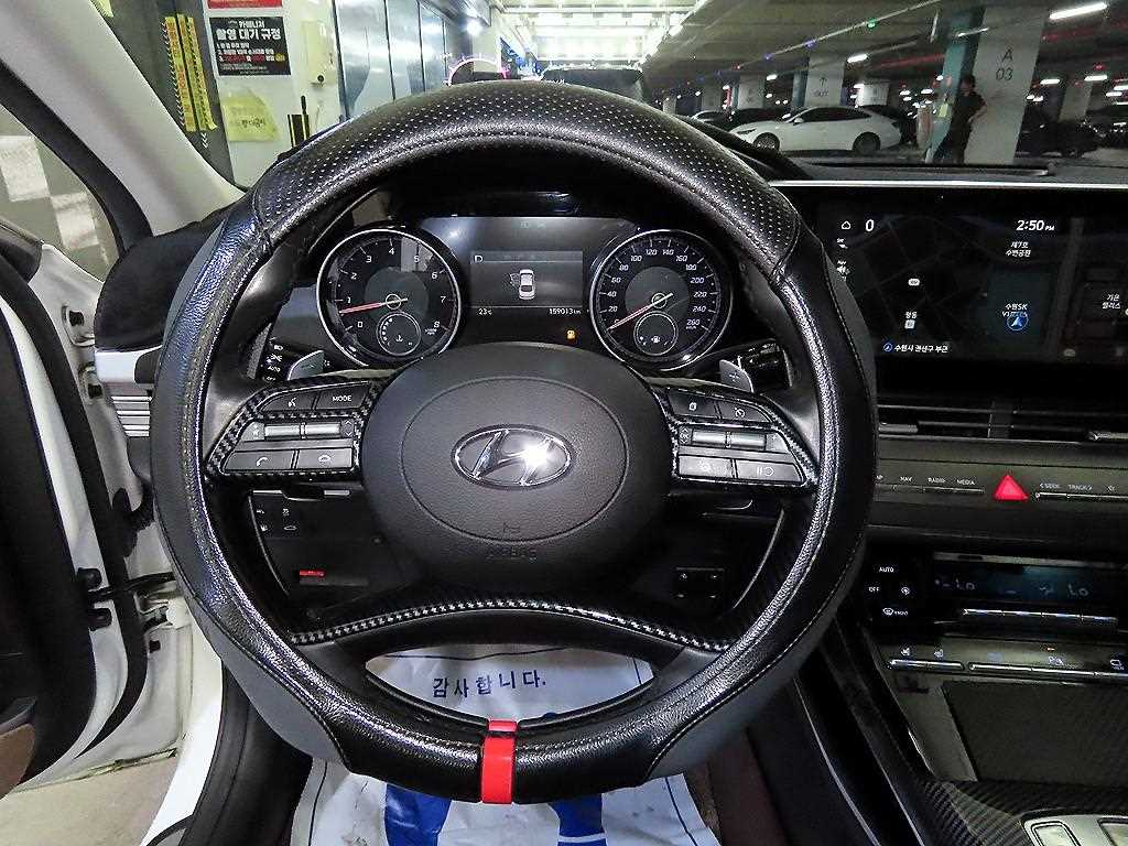 HYUNDAI Grandeur - Vista 8