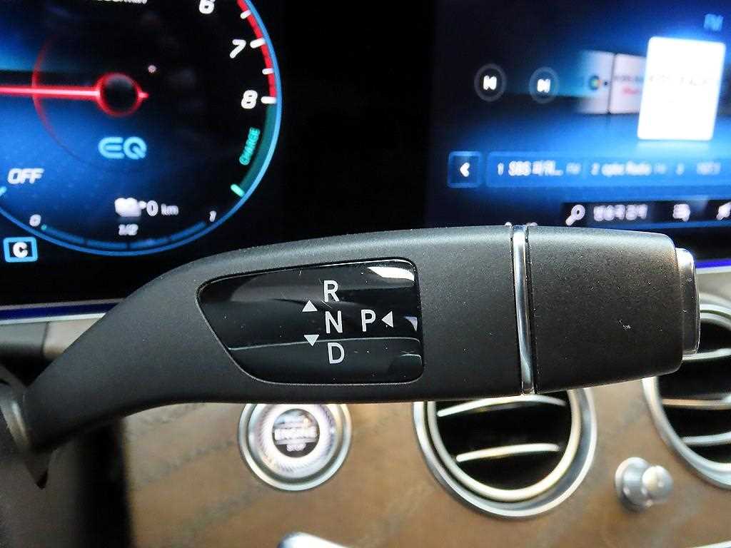 Mercedes Benz E class - Vista 10
