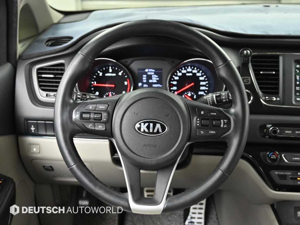 KIA Carnival 2019 Blanco - Importación desde Corea - HF Imports Iquique - Foto 13