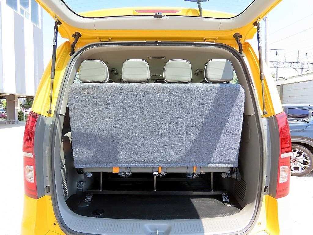 HYUNDAI Starex 2019 Amarillo - Importación desde Corea - HF Imports Iquique - Foto 17