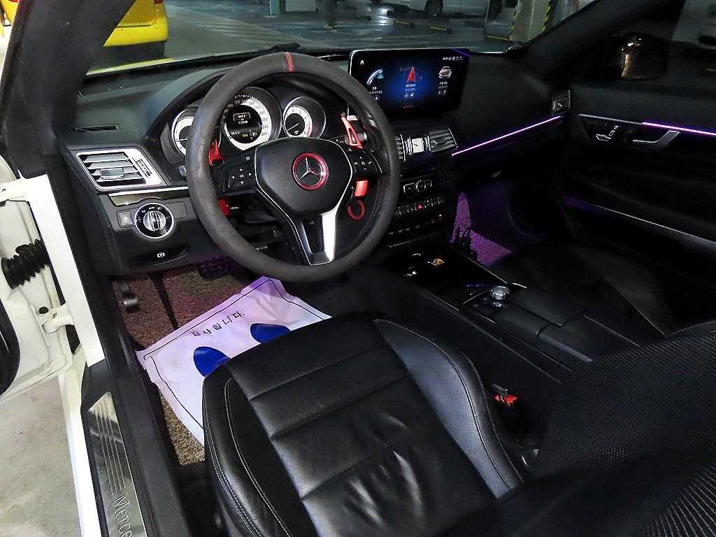 Mercedes Benz E class - Vista 10
