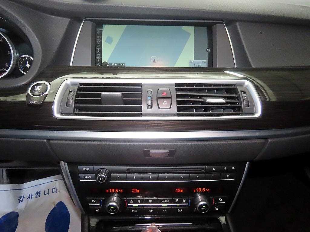 BMW Gran Turismo - Vista 12