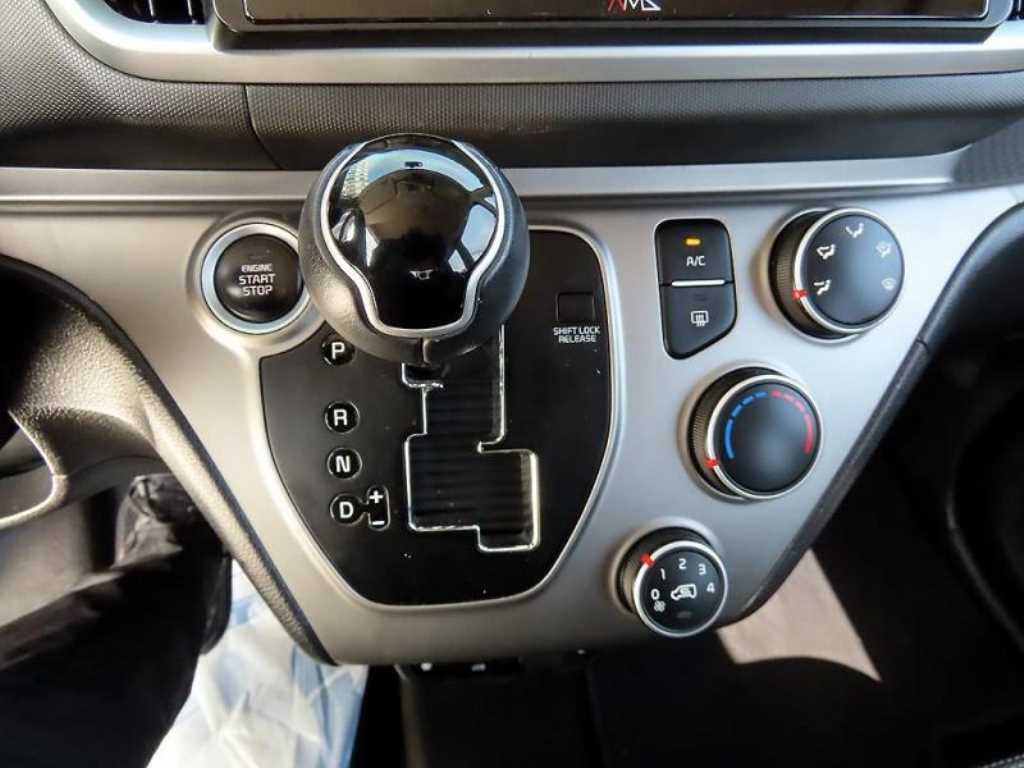 KIA Ray - Vista 10