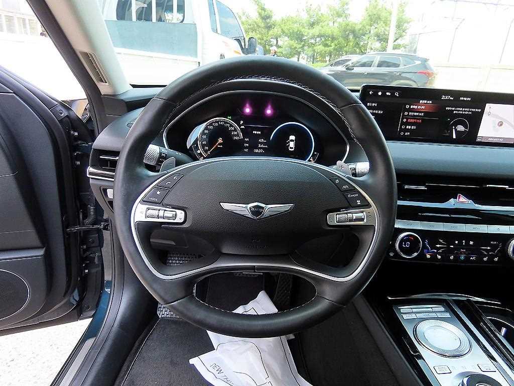 Genesis G80 - Vista 8