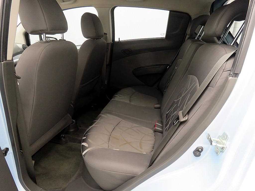 Chevrolet Spark - Vista 7