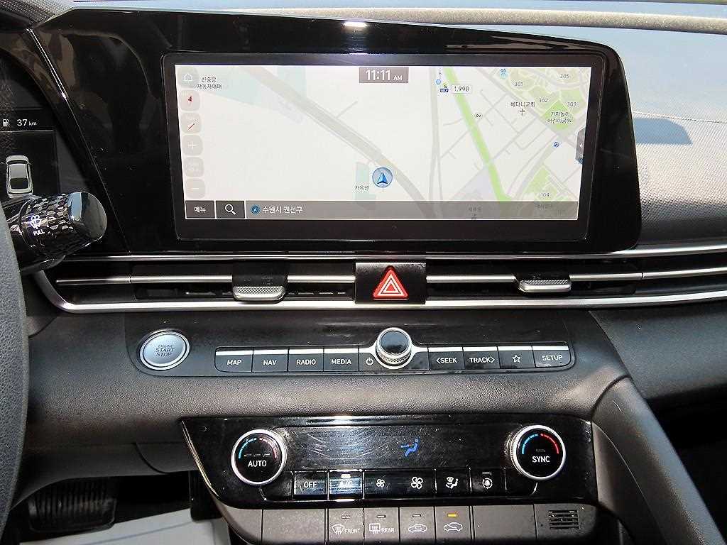 HYUNDAI Avante 2023 Blanco - Importación desde Corea - HF Imports Iquique - Foto 13