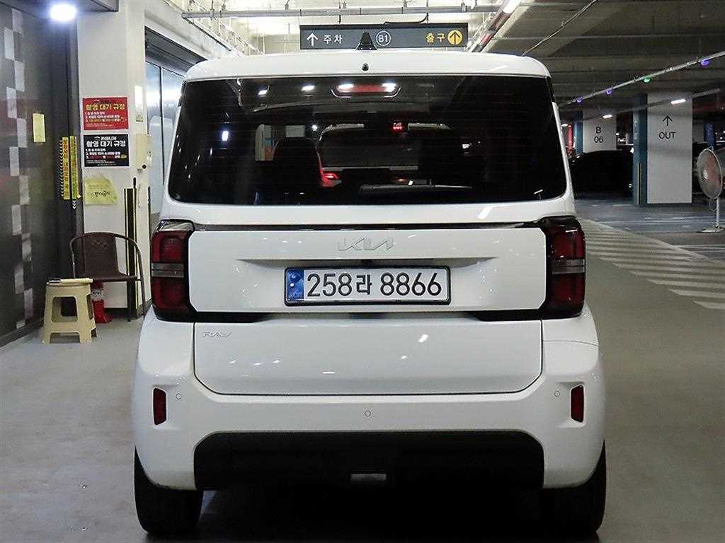 KIA Ray - Vista 5