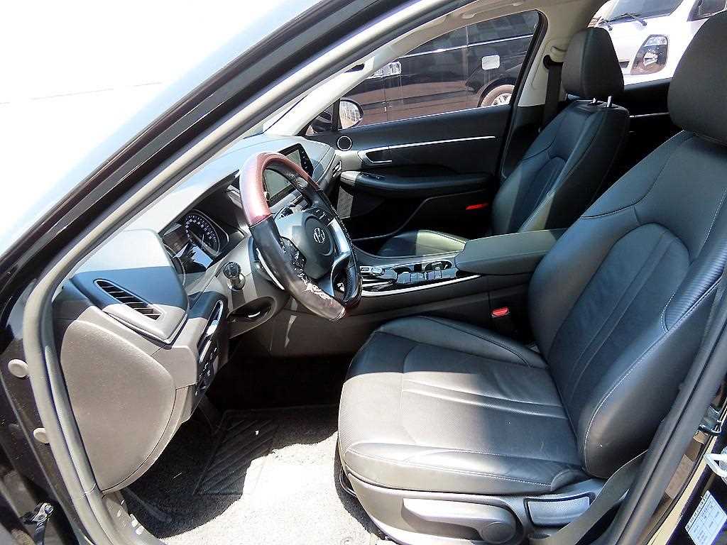HYUNDAI Sonata - Vista 5