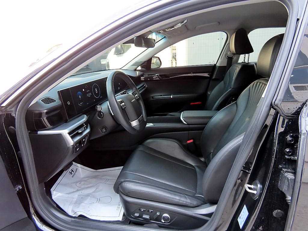 HYUNDAI Grandeur - Vista 5
