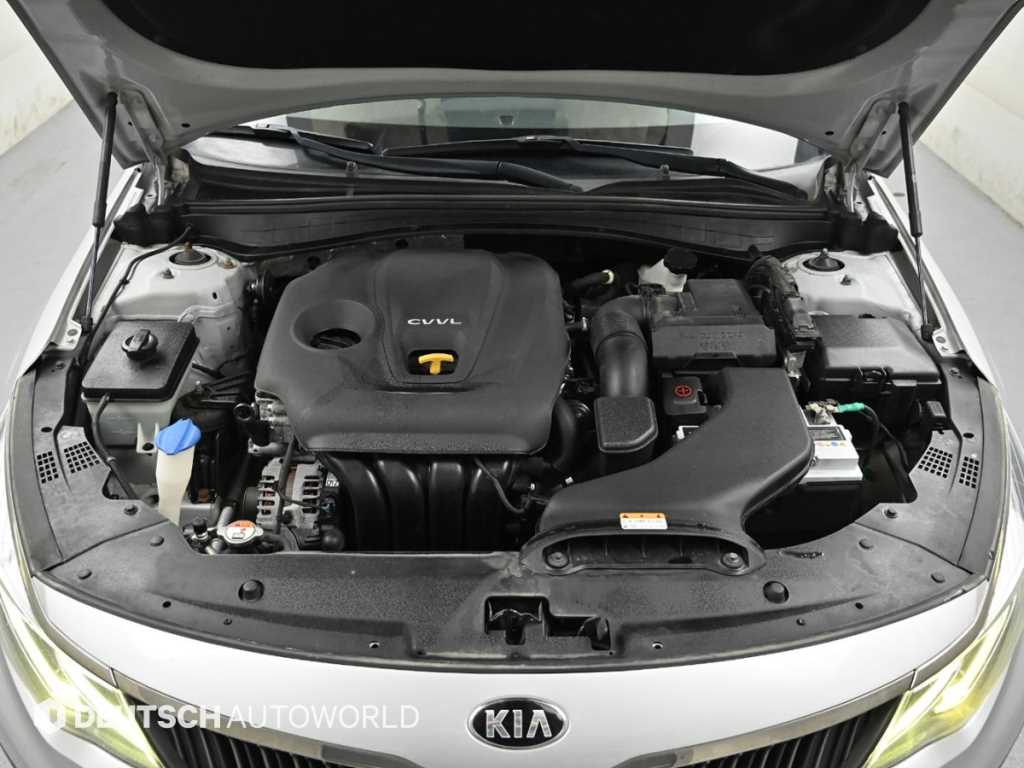 KIA K5 - Vista 6