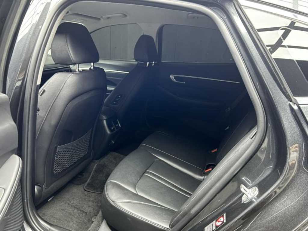 HYUNDAI Sonata - Vista 6
