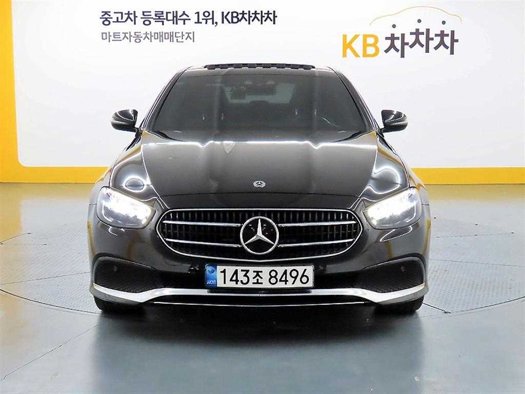 Mercedes Benz E class 2021 Negro - Importación desde Corea - HF Imports Iquique - Foto 1