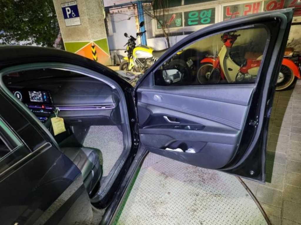 HYUNDAI Avante 2021 Negro - Importación desde Corea - HF Imports Iquique - Foto 13